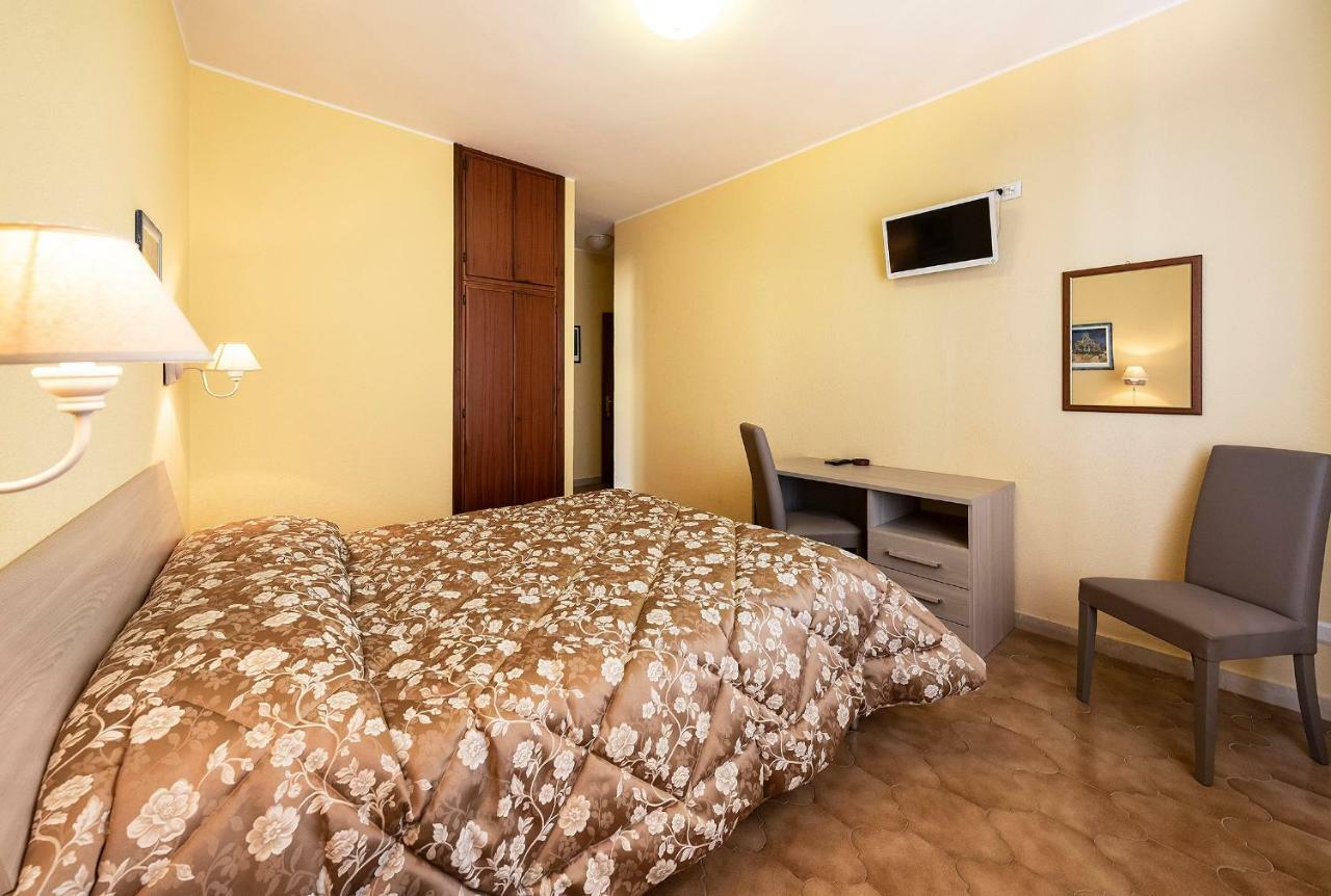 Hotel Aurelia Tarquinia Dış mekan fotoğraf